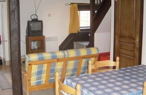 Madre Maison | Joli cottage avec piscine - Le Cezanne - 1 de 3 gîtes (2-14 personnes).