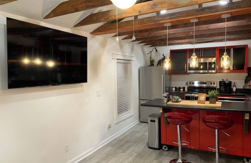 Tuscaloosa Maison | 1 of 3 Luxury Tiny Homes in Tuscaloosa at PALMER LEGACY- “Henley Gordon“ Unit 2