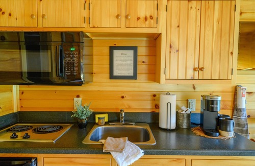 Paxinos Cottage | 1 lit. 1 Futon, vue sur le ruisseau