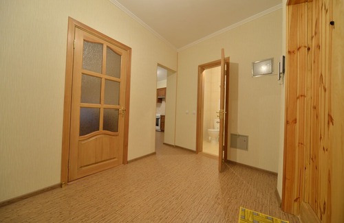 Pozniaky Appartement | 1-room apart 49 sq.m. in a 20 storey new house near the metro station "Poznyaki"