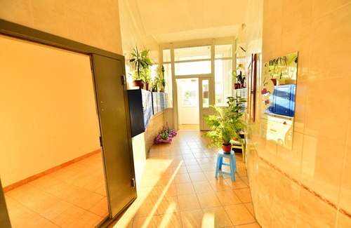 Pozniaky Appartement | 1-room apart 49 sq.m. in a 20 storey new house near the metro station "Poznyaki"