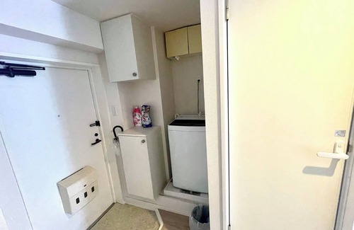 Nishi-Shinjuku Appartement | 1 room apartment beside Shinjuku Chuo Park, with separated bathroom and toilet