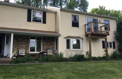 Shorewood Maison | Retraite de 1 mois sur un lac calme