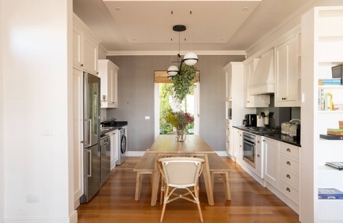 Kalk Bay Appartement | 1 Stonehouse at the Majestic Village, Kalk Bay