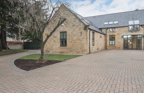 Elgin Maison | 1 The Coach House