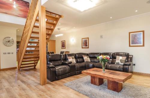 Elgin Maison | 1 The Coach House