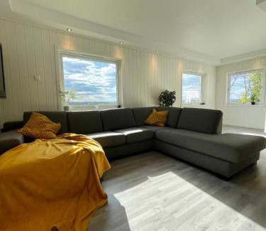Trogstad Maison | 10 bedro House 50 km Fra Oslo 1866 Båstadveien 870