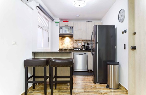 Astorga Maison | 10 Bedroom Building