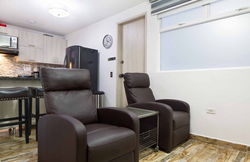 Astorga Maison | 10 Bedroom Building