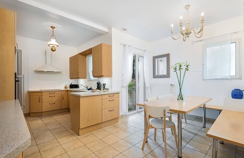 Le Chesnay Villa | Villa classée 5*, Château de Versailles à 10 minutes à pied