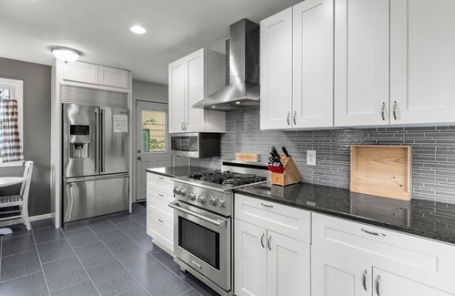 Waite Park Maison | 10 LITS en 4 BR! Peut accueillir jusqu'à 16 personnes!