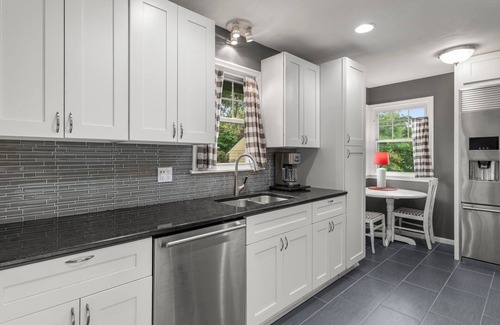 Waite Park Maison | 10 LITS en 4 BR! Peut accueillir jusqu'à 16 personnes!