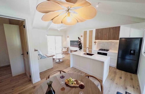 Suffolk Park Maison | #10 *BRAND NEW* Luxury Cabin Steps from Tallows Beach