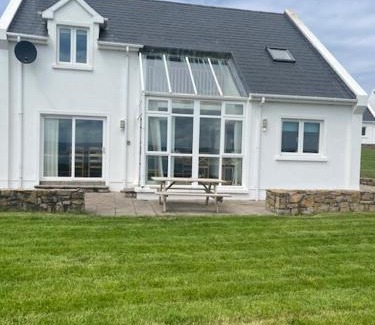 Downings Maison | 10 Harbourside