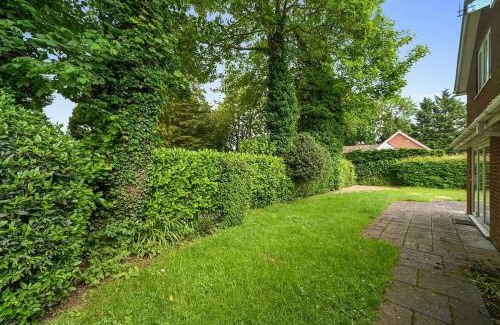 Horringer Maison | 10 Holly Close