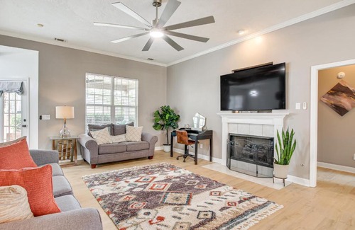 Langley Maison | 10 Mi to Augusta Quiet Home with Patio and Yard!