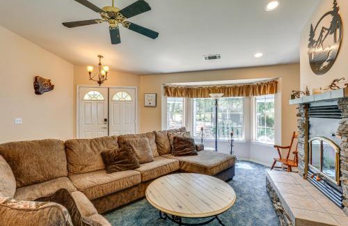Happy Valley Maison | 10 Mi to Redding Serene Escape with Spacious Yard!