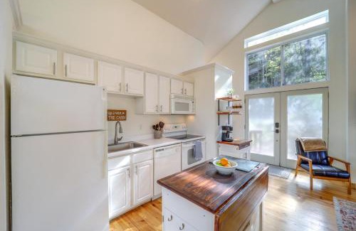 Newland Maison | 10 Mi to Sugar Mountain Cozy Newland Cabin!