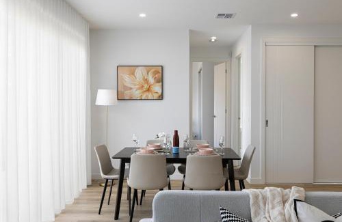 Greenvale Maison | 10 Min to Airport Brand New Family 4BR House