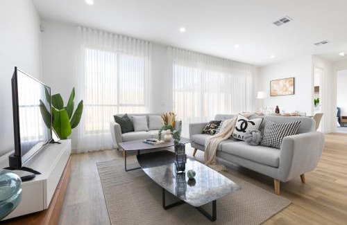 Greenvale Maison | 10 Min to Airport Brand New Family 4BR House