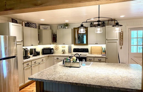 Grand Saline Maison | FIXER Upper Style