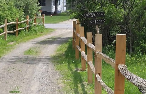 Laurens Cabine | 10 MINS to Allstar Village, 20 MINS to Dreamspark