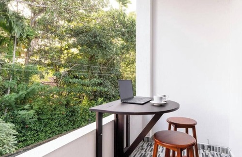 Matara Maison | 10 mins to Surf Point! Newly Renovated Air-Conditioned Balcony Room with WiFi