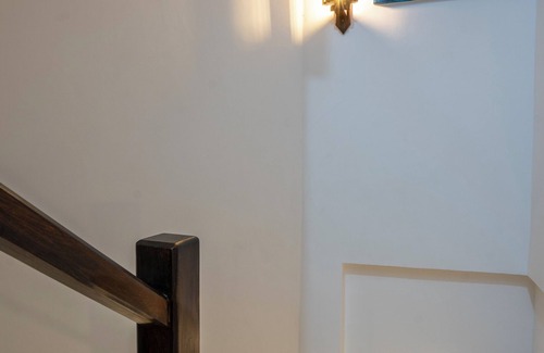 Matara Maison | 10 mins to Surf Point! Newly Renovated Air-Conditioned Balcony Room with WiFi