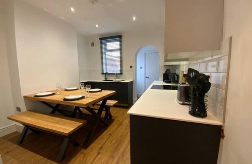 Lincoln Maison | 10 Minutes from Lincoln City Centre - Egon's House