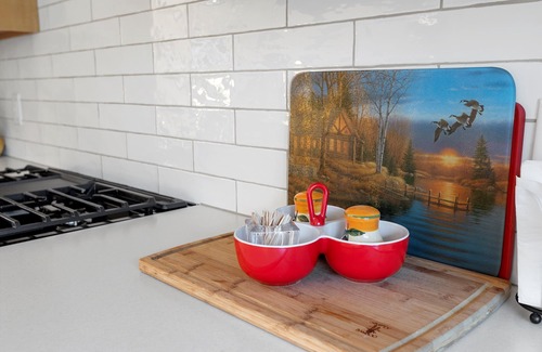 Missoula Maison | 10 minutes to DT! Relax & enjoy Montana's beauty—now offering mid-term rentals!