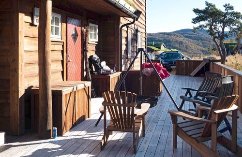 Sirdal Maison | 10 person holiday home in Tjørhom