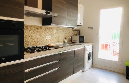 Cuatro Caminos Appartement | 10' walk to Bernabeu max 8P, 3Bedr, 1sofa, 2bath