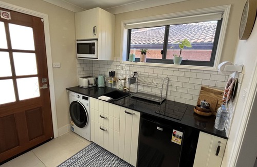 Noraville Lit Et Petit-Déjeuner | 100 - Lovely self contained 2 beds unit