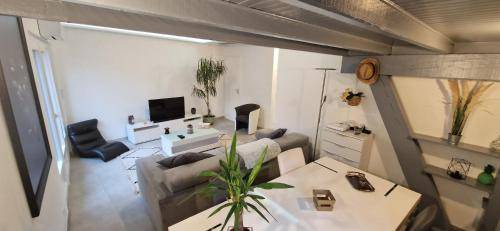 Cournon-dʼAuvergne Appartement | 100 m² Appartement ∙ 3 chambres ∙ 7 personnes