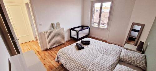 Cournon-dʼAuvergne Appartement | 100 m² Appartement ∙ 3 chambres ∙ 7 personnes