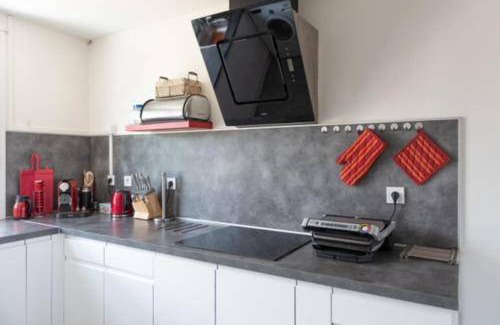 Meyzieu Appartement | 100 m² Appartement ∙ 1 chambre ∙ 10 personnes