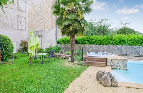 Saint-Jean-du-Bruel Appartement | 100 m² Appartement ∙ 1 chambre ∙ 2 personnes