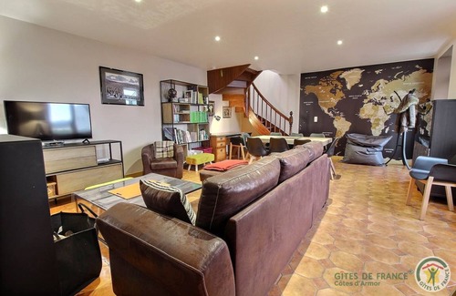 Loguivy Maison | 100 m² Gîte ∙ 4 chambres ∙ 7 personnes