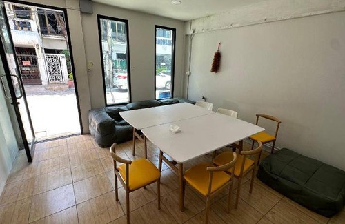 Embassy District Auberge | 100 m² Auberge de jeunesse ∙ 4 personnes