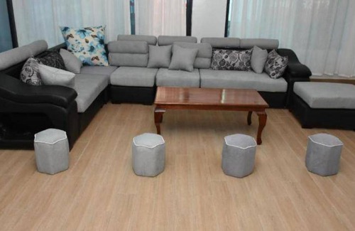 Remera Hôtel | 100 m² Hôtel ∙ 3 personnes