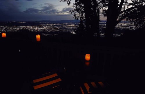 Crestline Chalet De Ski | 100-Mile-Views-Fire Pit-Peaceful-Romantic-Secluded-Dogs yes