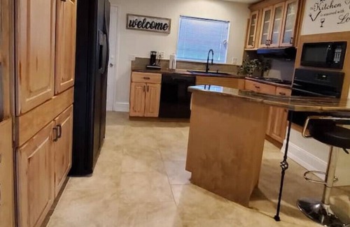 Mitchell Maison | 100% Recently Remodeled Townhome