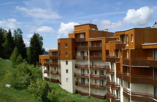 Prapoutel Appartement | 100m from resort center, parking, tv, ski locker, 18m², Les 7 Laux