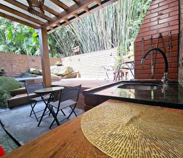 Ribeirao da Ilha Maison | 100mts beach Ribeirão da Ilha c Espaço Gourmet
