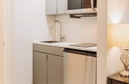 Bartlesville Appartement | 101 · Modern Charm #101 - Hotel Phillips