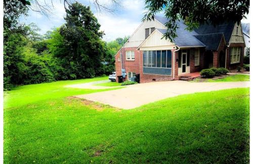 Columbus Maison | 101 yr comfy Historic Home quiet private parking