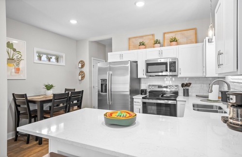 Clarksville Maison | 1014 Franklin Street