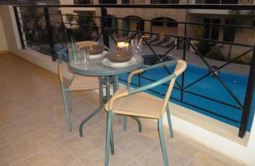 Kiti Appartement | 103 ELEGANT 2 bed apartment with free Wifi, AC, pool & gym!