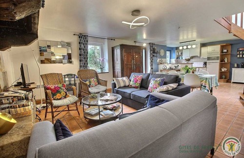Mellionnec Maison | 103 m² Gîte ∙ 3 chambres ∙ 6 personnes