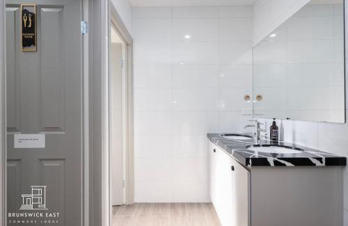 Brunswick East Hôtel | 104 Chic Queen BR with Fast WiFi - Brunswick East